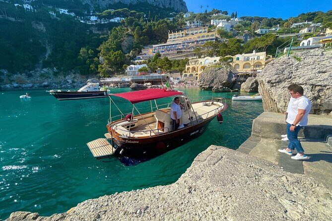 Capri tour with "Gozzo" (3 hours) - Final Words