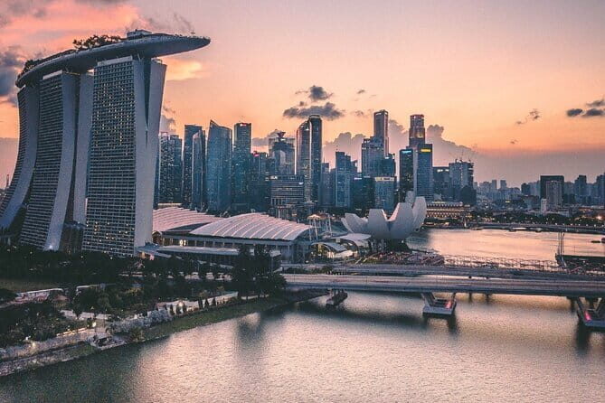 Captain Explorer DUKW Tour Weekdays or Weekends (DUCK) - Exploring the Captain Explorer DUKW Tour in Depth