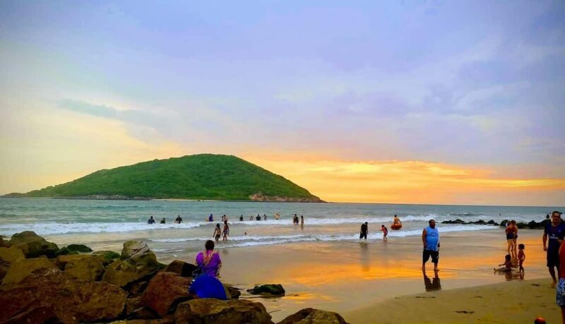 Car and walking tour of Mazatlán - FAQ