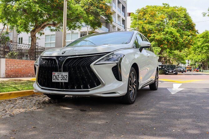 Car rental with professional driver for 8 hours in Lima! - Why Choose This Lima Car Rental with Driver?