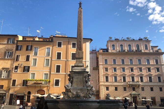 Caravaggio Art Walking Tour of Rome with Pantheon Visit - What the Tour Offers in Detail