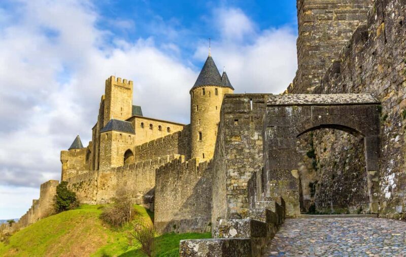 Carcassonne: Express Walk with a Local in 60 minutes - Why This Tour Works