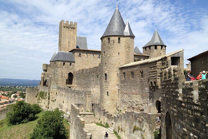Carcassonne: Secrets of the Castle's Defense Self-Guided Tour - Key Points