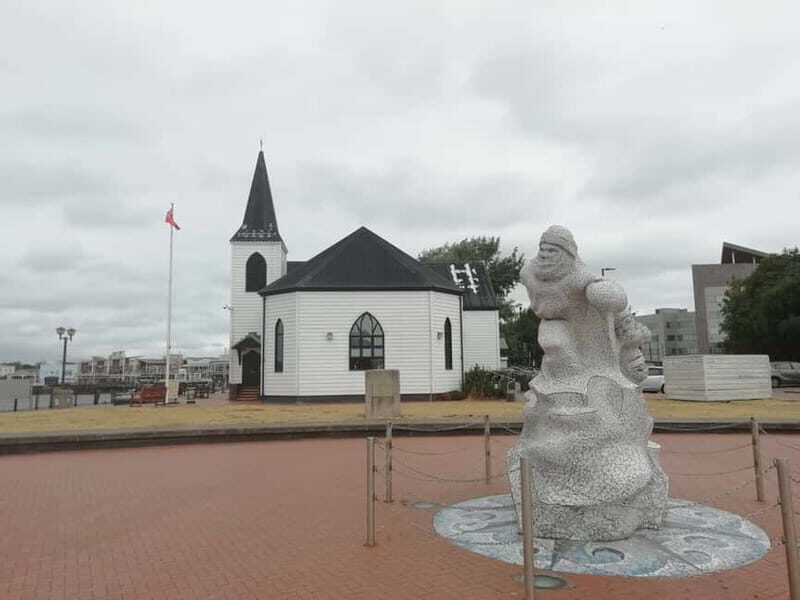 Cardiff Bay: Highlights Private Guided Tour - The Sum Up