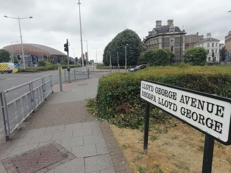 Cardiff Bay: Highlights Private Guided Tour - FAQ