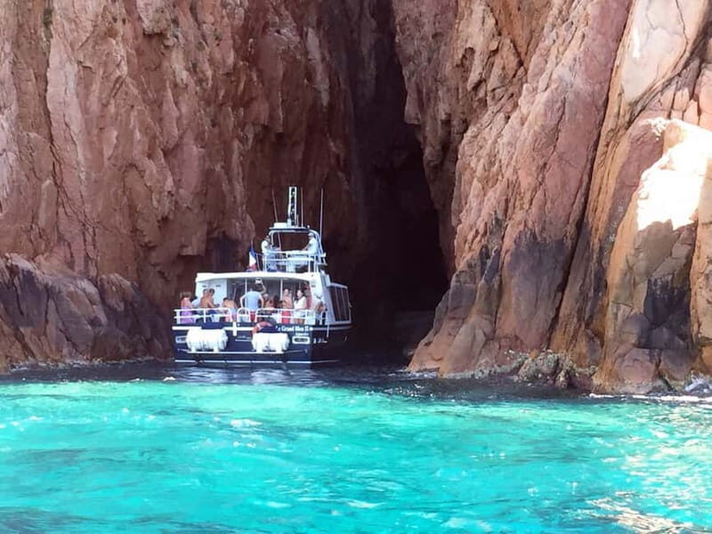 Cargèse: Calanques of Piana on a family boat - FAQ