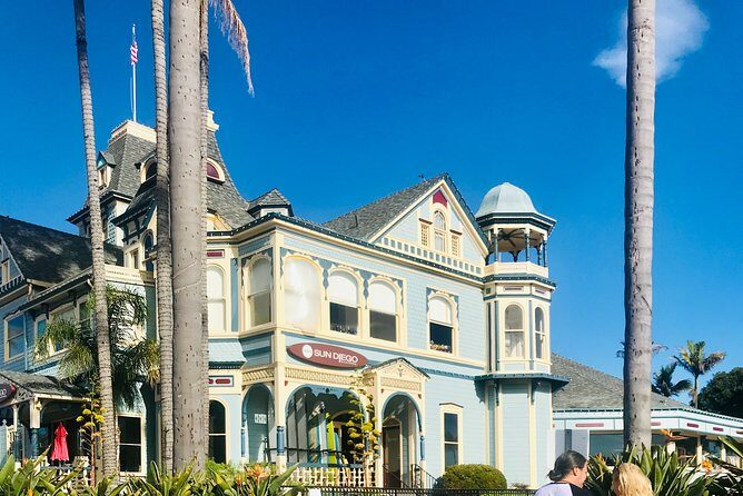 Carlsbad Village Team Trivia Hunt: New 2024 Mobile App! - Who This Tour Is Best For