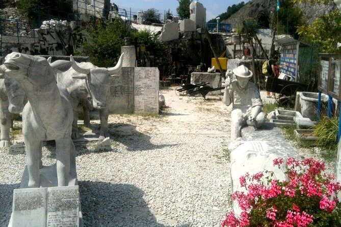 Carrara Marble Tour Small Group from Viareggio - Key Points