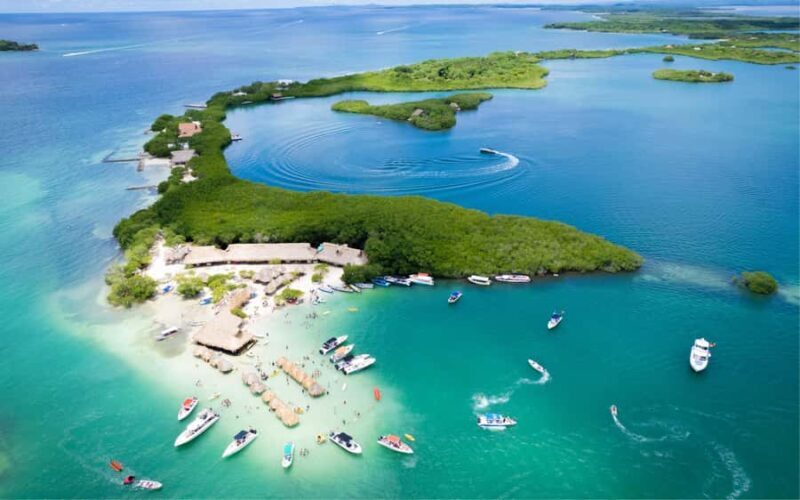 Cartagena: 5 Island Boat Tour with Night Bioluminescent Stop - The Full Experience: A Closer Look at the 5 Island Boat Tour