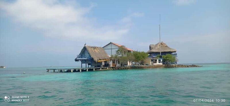 Cartagena: 5 ISLANDS by speedboat with SNORKELING & LUNCH - Key Points: