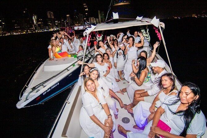 Cartagena Bay tour with open bar included. - Cartagena Bay Tour with Open Bar: A Sunset Celebration on the Water