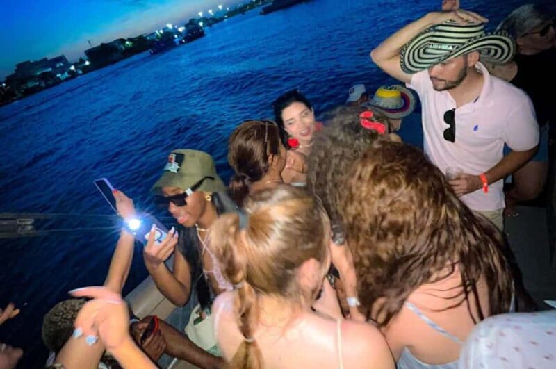 Cartagena: Boat Party in the Bay of Cartagena with Open Bar - Cartagena: Boat Party in the Bay of Cartagena with Open Bar – An Authentic Coastal Experience