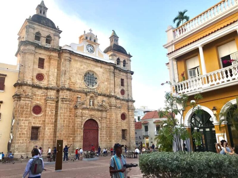 Cartagena City Tour with San Felipe Castle & Old Town Walk - Starting with San Felipe Castle: A Fortress of Stories