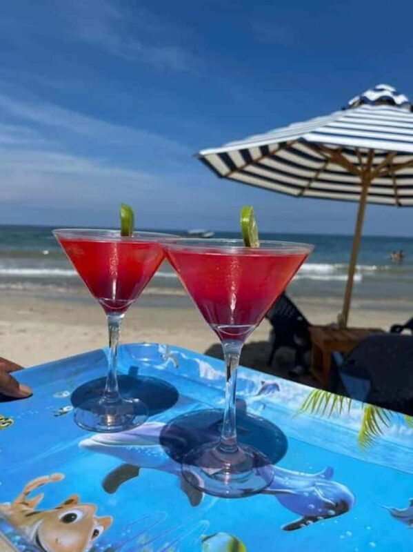 Cartagena: Coolbeach - daytour in tierra bomba - The Food and Facilities