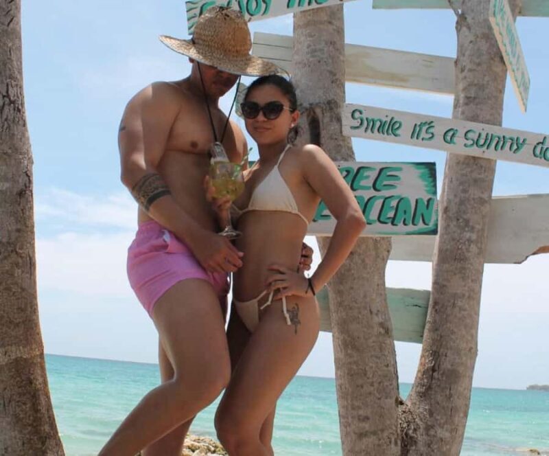 Cartagena: Cristal Beach Day Trip with Cocktail and Lunch - FAQ