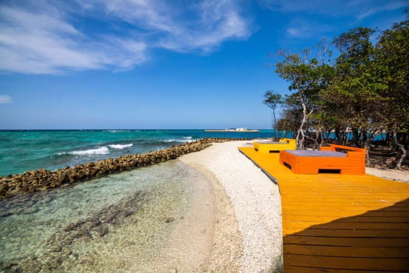 Cartagena: Day trip to 3 Private Islands - Summary