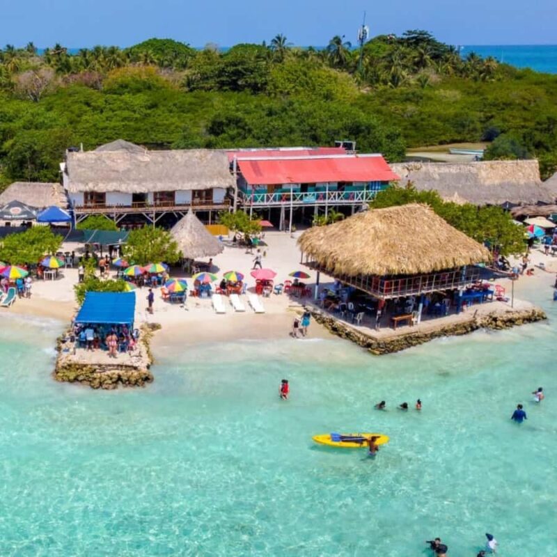 Cartagena: DayTour Mucura, tintipan and Islote by speadboat - Key Points