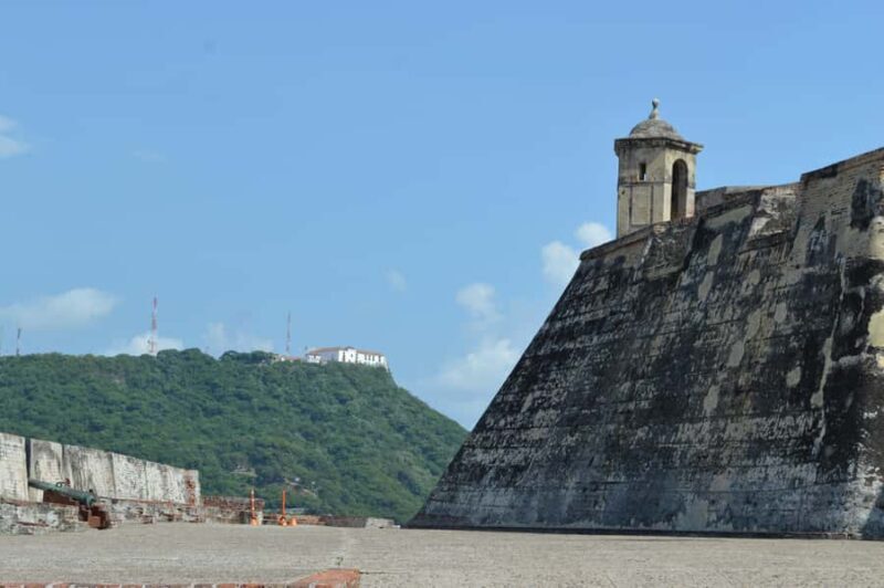 Cartagena: Entrance to San Felipe Castle + transport - Exploring Cartagena’s San Felipe Castle: A Practical and Authentic Experience