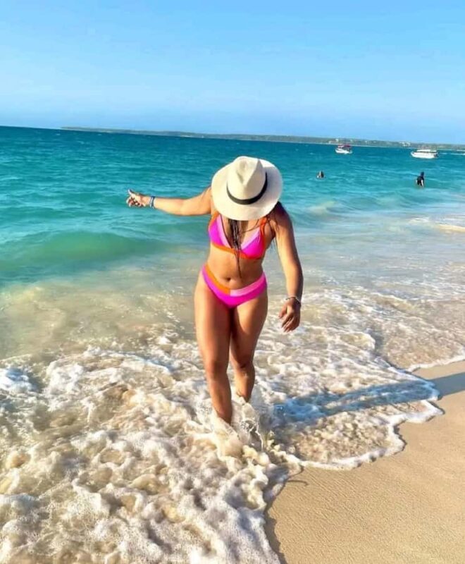 Cartagena: Entrance to the AVIARY with TRANSFER INCLUDED - Final Words