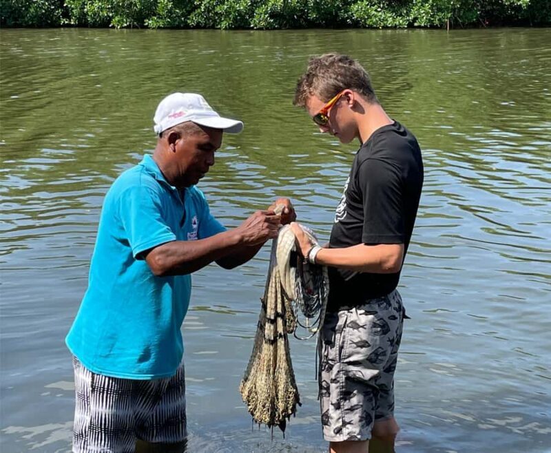 Cartagena Fishing, Crabbing, Birdwatching Experience + Lunch - In The Sum Up