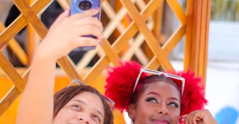 Cartagena: full day in a cabin in Baru+lunch+pool - Key Points