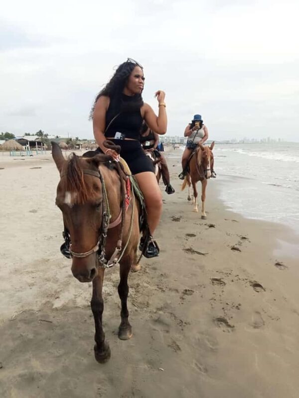 Cartagena: Horse Riding on the Beach with Photos and Lunch - Final Thoughts: Who Should Book This?