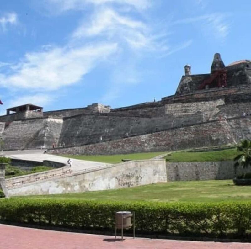 Cartagena: Panoramic City Tour, Monuments, Walls, Castle - FAQ