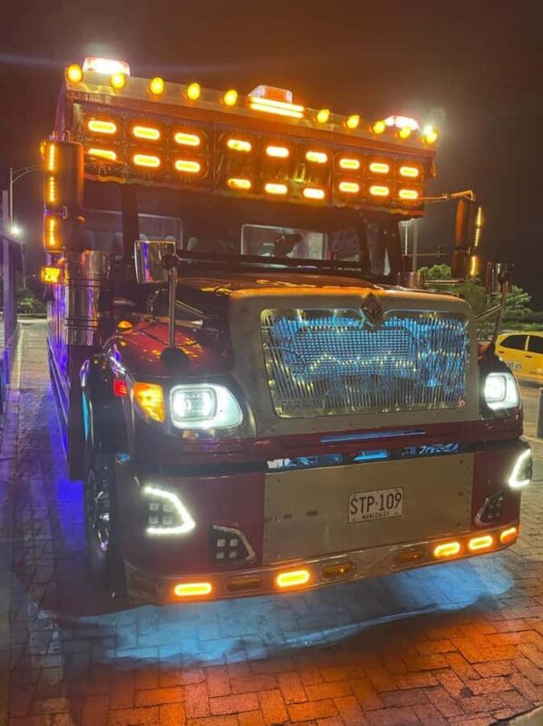 Cartagena: Party Bus Tour In Cartagena - In-Depth Review of the Cartagena Party Bus Tour