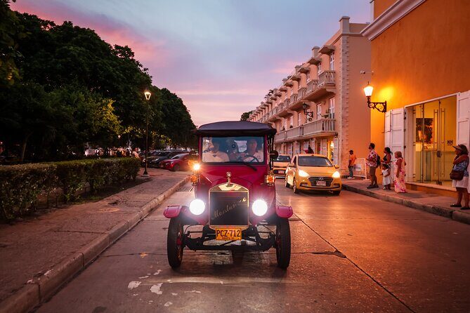 Cartagena Private Classic Car Tour Up to 5+ Bilingual Guide - Who Will Enjoy This Tour?