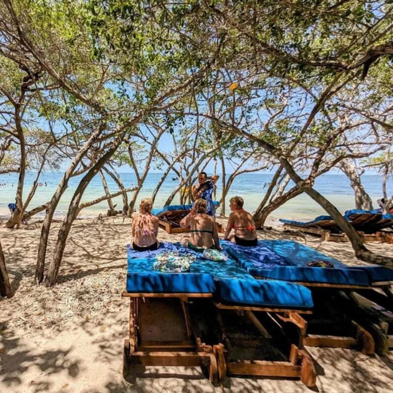 Cartagena: PRIVATE ISLAND in Rosario Islands BUFFET LUNCH - FAQ