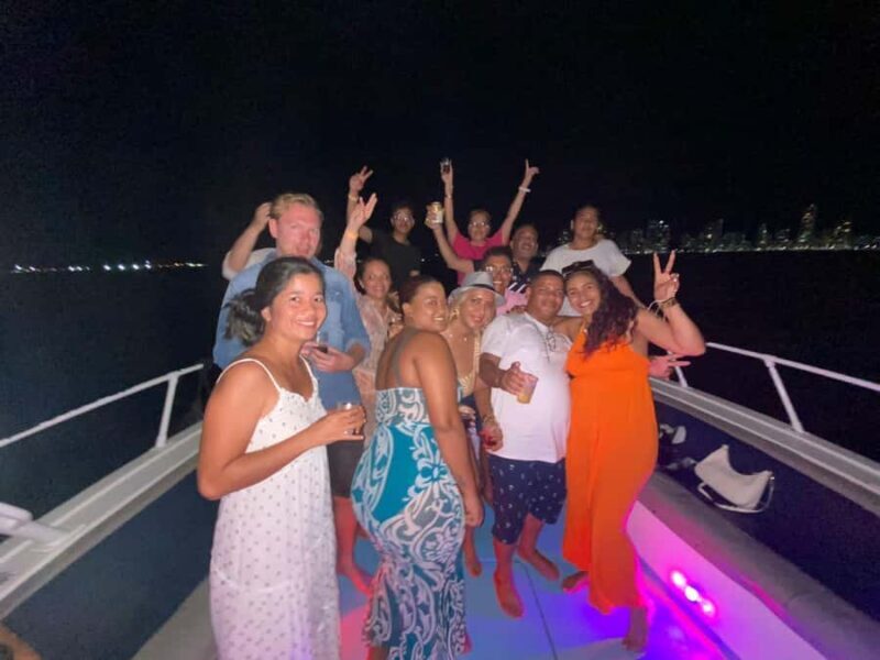 Cartagena: Speed Boat Party on the Bay with open bar - In-depth Review