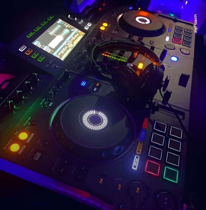 Cartagena: Sunsetplan on Yacht with Open Bar and DJ on board - Who will love this tour?