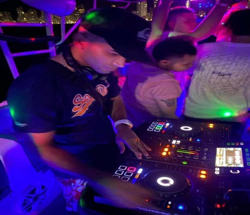 Cartagena: Sunsetplan on Yacht with Open Bar and DJ on board - Practical tips