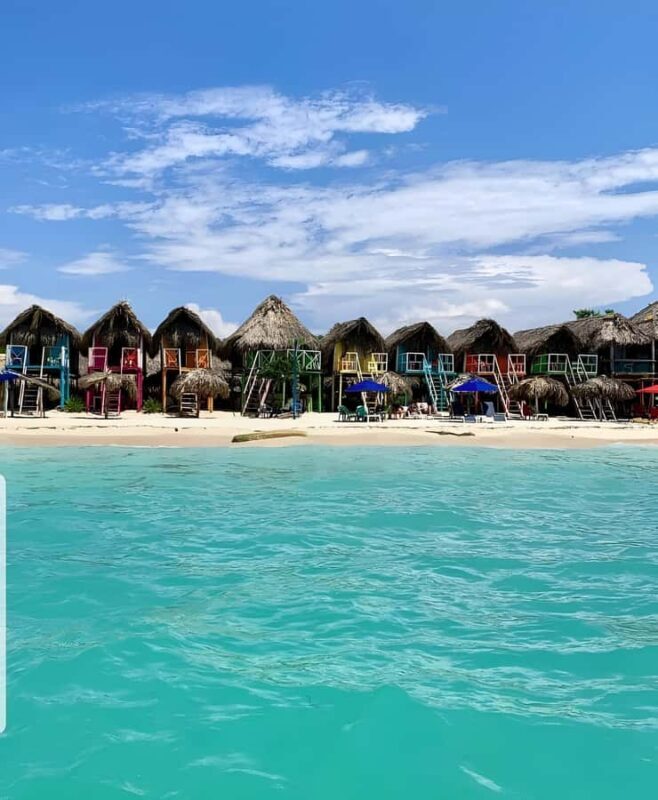 Cartagena: VIP Tour to Playa Tranquila with snorkeling + Luminous plankton - FAQs