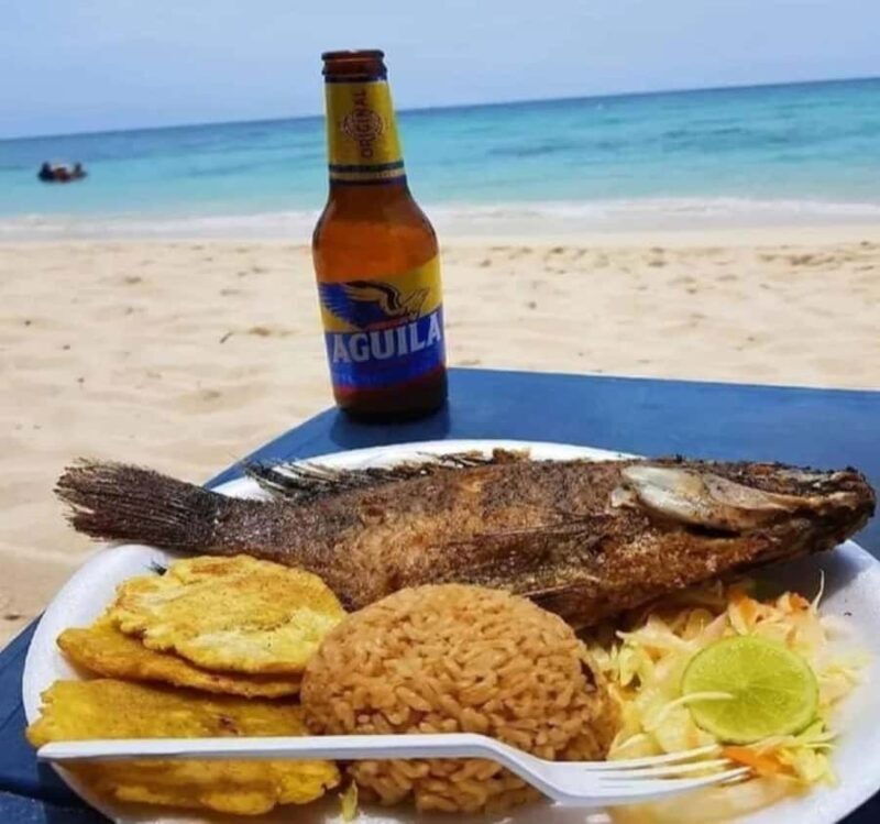 Cartagena:Daytour Aviary with entrance + Playa blanca by bus - A Practical, Enjoyable Day in Cartagena: Exploring the Aviary and Playa Blanca