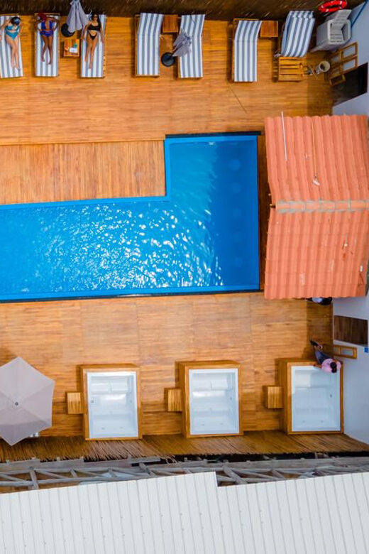 Cartagena:Full day in a cabin in Barú+lunch+welcome cocktail - The Cost and Its Value