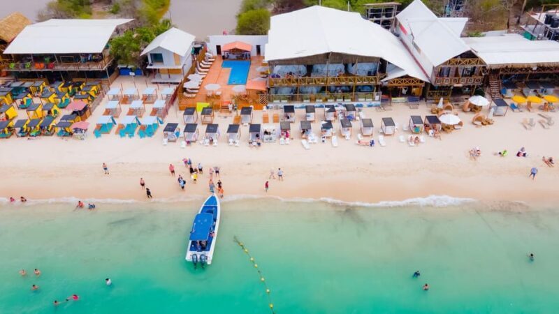 Cartagena:Full day in a cabin in Barú+lunch+welcome cocktail - FAQs