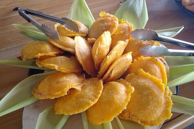 Cartagenas Fritter Fiesta Crispy Traditions with a View - An In-Depth Look at the Fritter Fiesta Experience