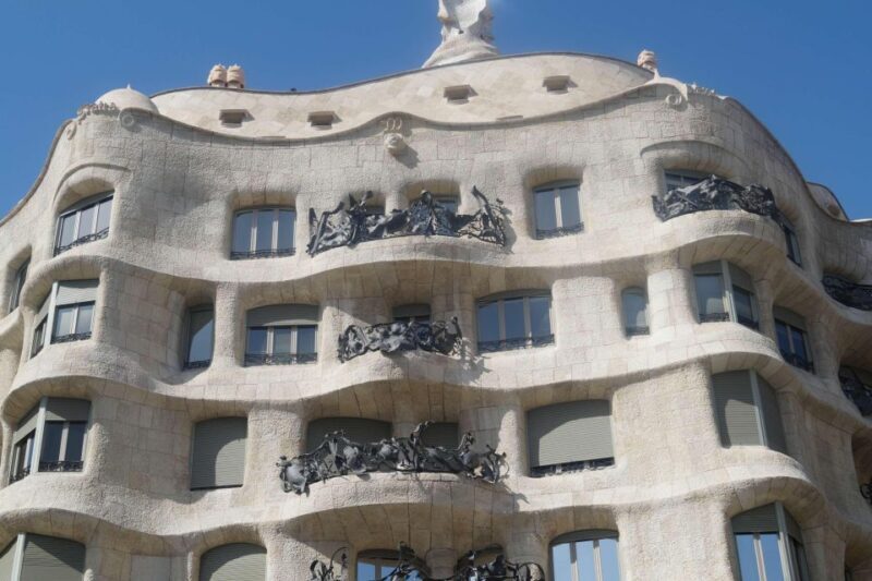 Casa Batllo Fast-Track Tickets, Barcelona Architecture Tour - Key Points