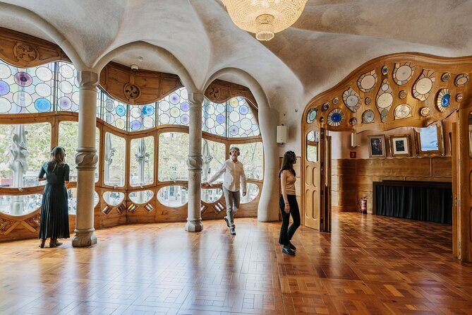 Casa Batlló First Access Insider Tour With Chocolate Breakfast - A Deep Dive into the Experience