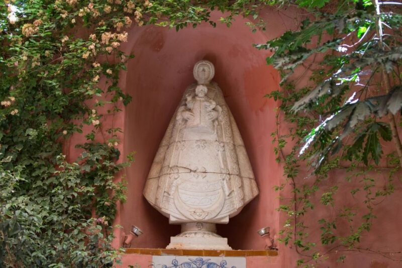 Casa de Salinas Entry Ticket with Audio Guide - A Closer Look at Casa de Salinas: Seville’s Hidden Treasure