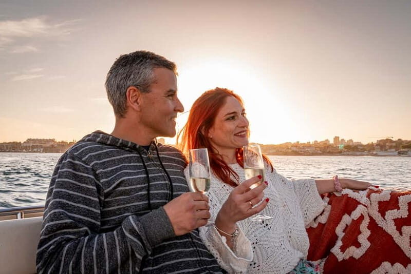 Cascais: Private boat with skipper, fuel, food and drinks - A Private Boat Experience in Cascais: A Perfect Day on the Portuguese Sea