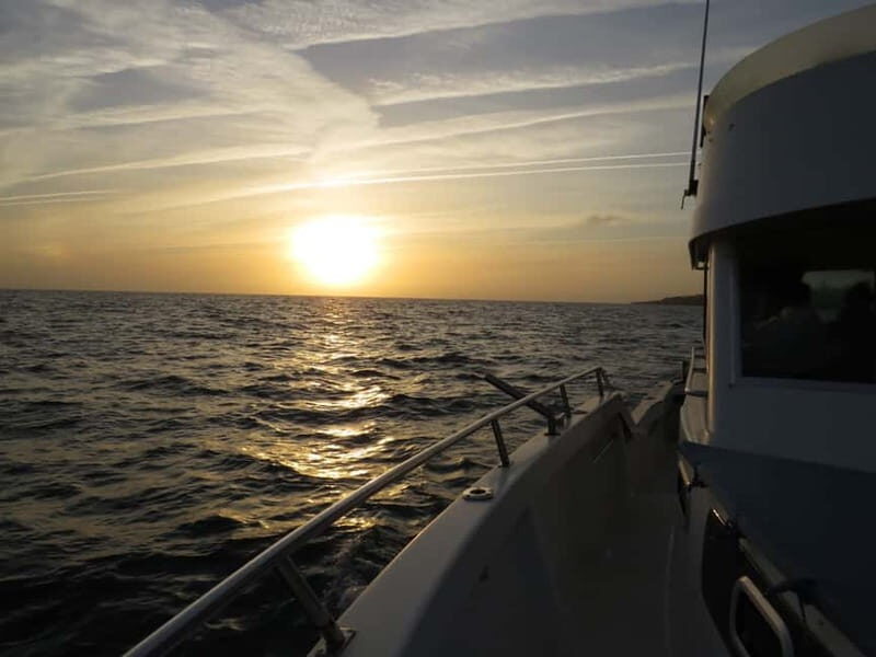 Cascais: Sunset Boat Trip with Welcome Drinks - Final Thoughts