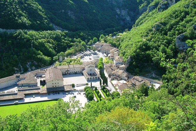Cascia and Roccaporena from Rome - FAQ