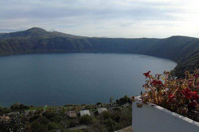 Castelgandolfo Pontifical Villas - Summer Residence of the Pope from Rome - Key Points