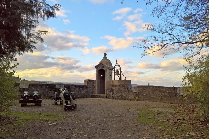 Castle Braunfels Day Trip from Frankfurt - Key Points