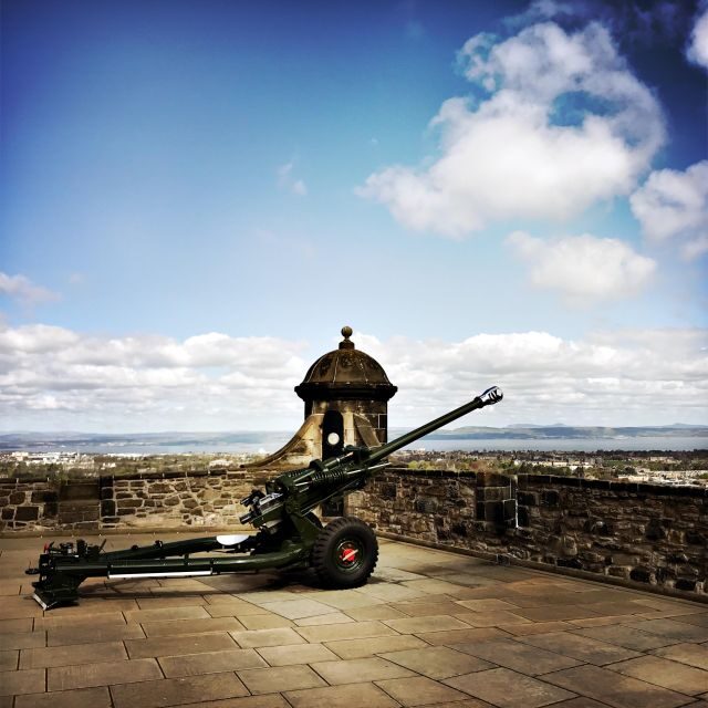 Castle & Cobblestones: 8-Hour Private Edinburgh Walking Tour - What’s Included and What’s Not