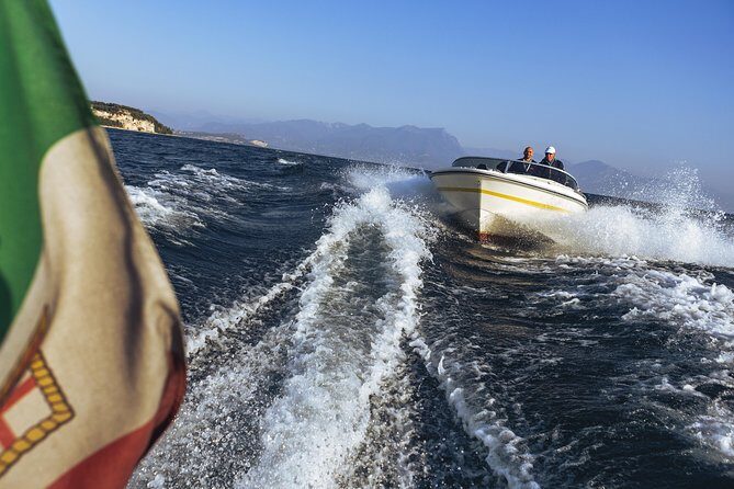 Castles boat tour with Bardolino wine tasting and nibbles - FAQ