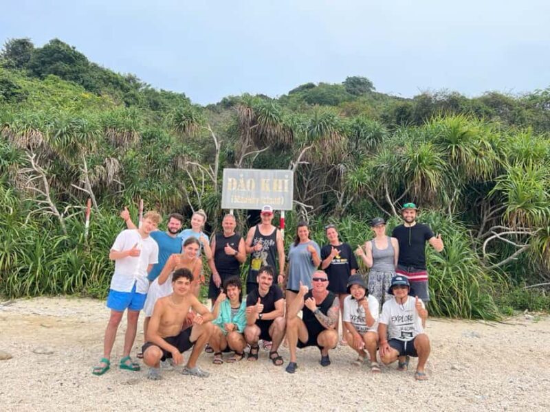 Cat Ba/Ha Noi: Lan Ha and Monkey Island Full Day Boat Trip - Discovering the Bay: An Intimate Approach to Vietnam’s Water Wonderland