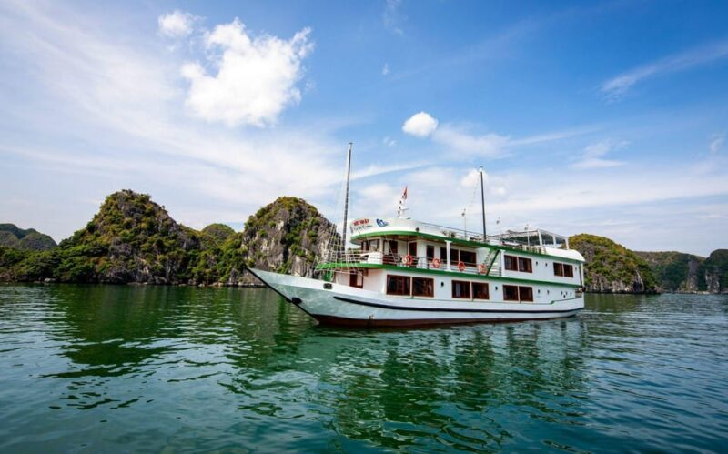 Cat Ba: Lan Ha Bay cruises- biking,kayaking, longest of 2d1n - In-Depth Review of the Lan Ha Bay Cruise from Cat Ba